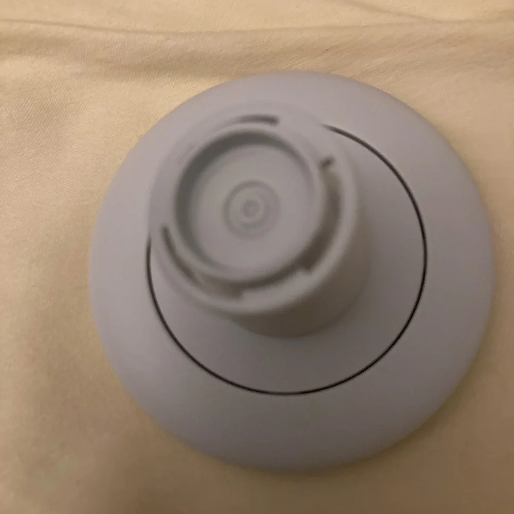 Blink Mini 2 Stand and Mounting Kit White To Adjust Camera